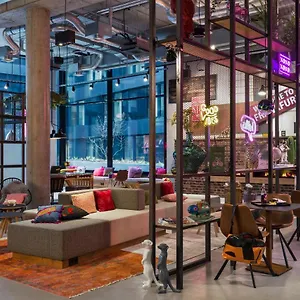 מלון Moxy Frankfurt Center