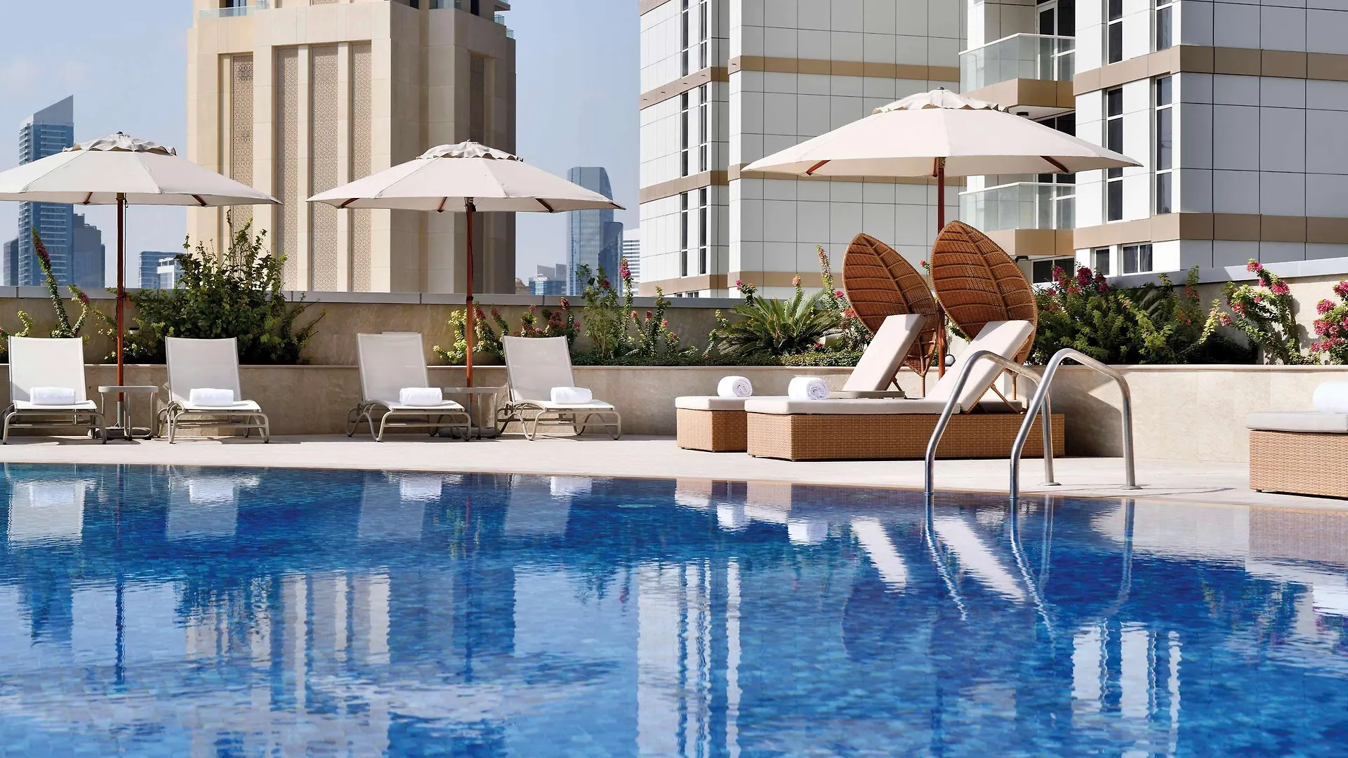 Aparthotel Moevenpick Hotel Apartments Downtown Dubaj