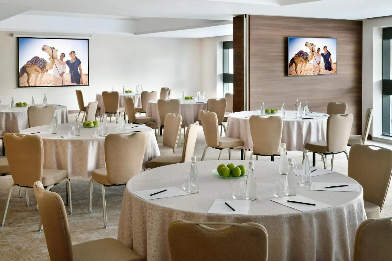 Moevenpick Hotel Apartments Downtown Dubaj