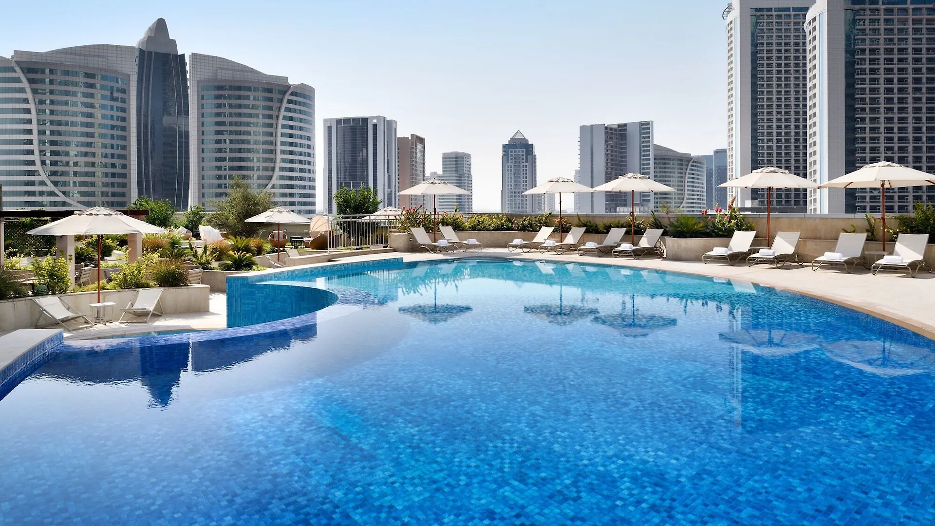 Moevenpick Hotel Apartments Downtown Dubaj