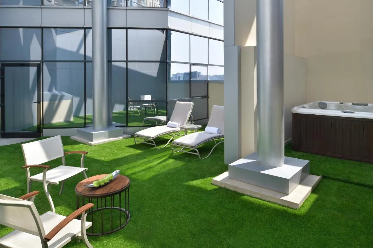 Moevenpick Hotel Apartments Downtown Dubaj